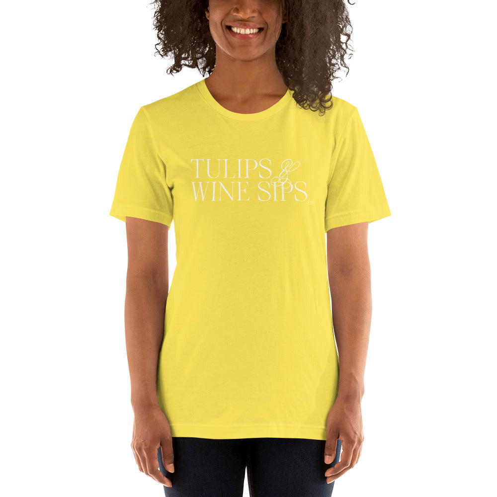 "Tulips & Wine Sips" T-Shirt Wht